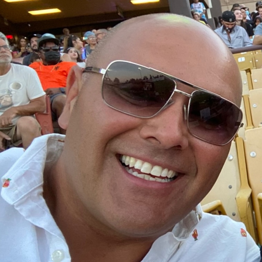 Meet your Posher, Evangelos